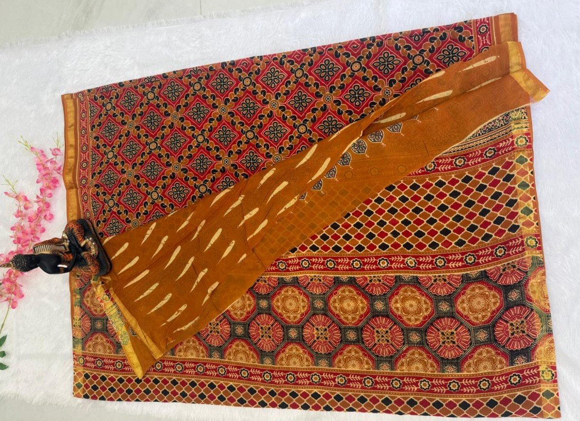 Mustard Yellow & Crimson Red Geometric Patola Print Saree - Image 3