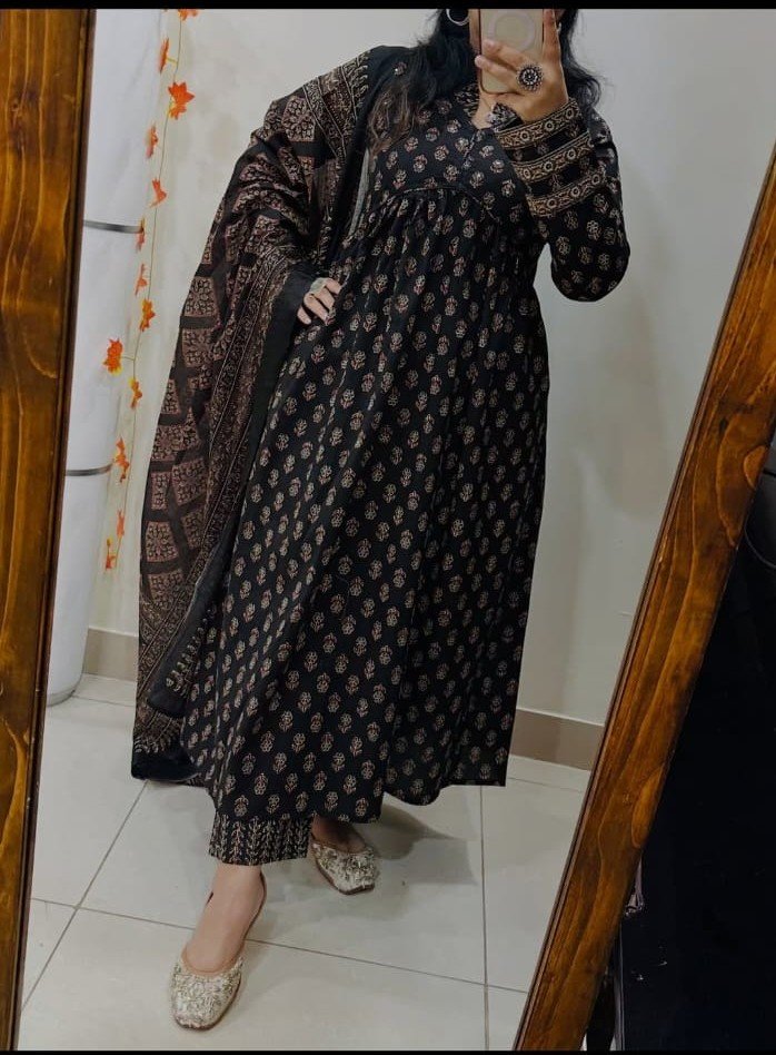 Black Printed Anarkali Kurta Set - Image 2