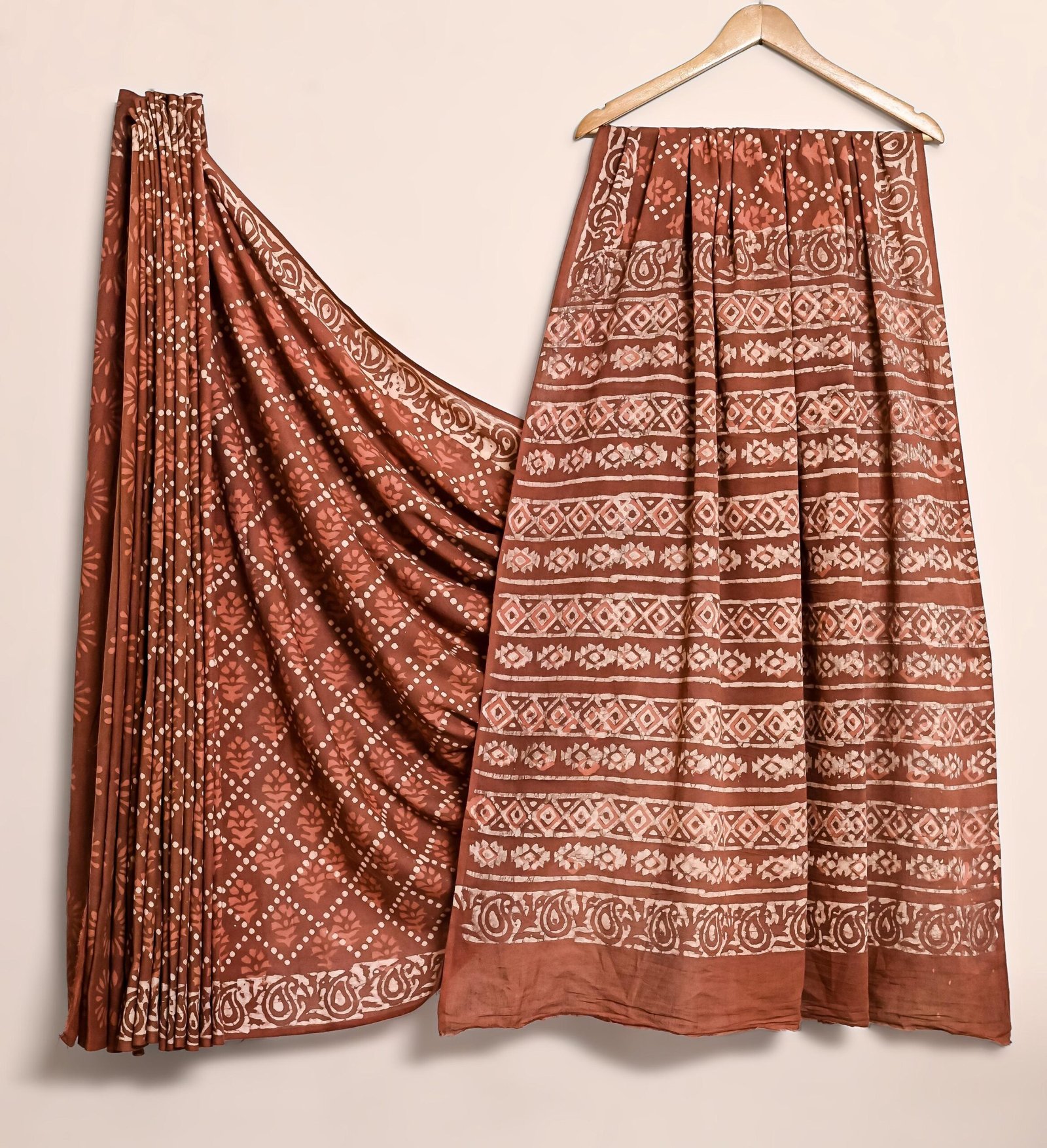 Classic Terracotta Brick Cotton Bagru Print Saree